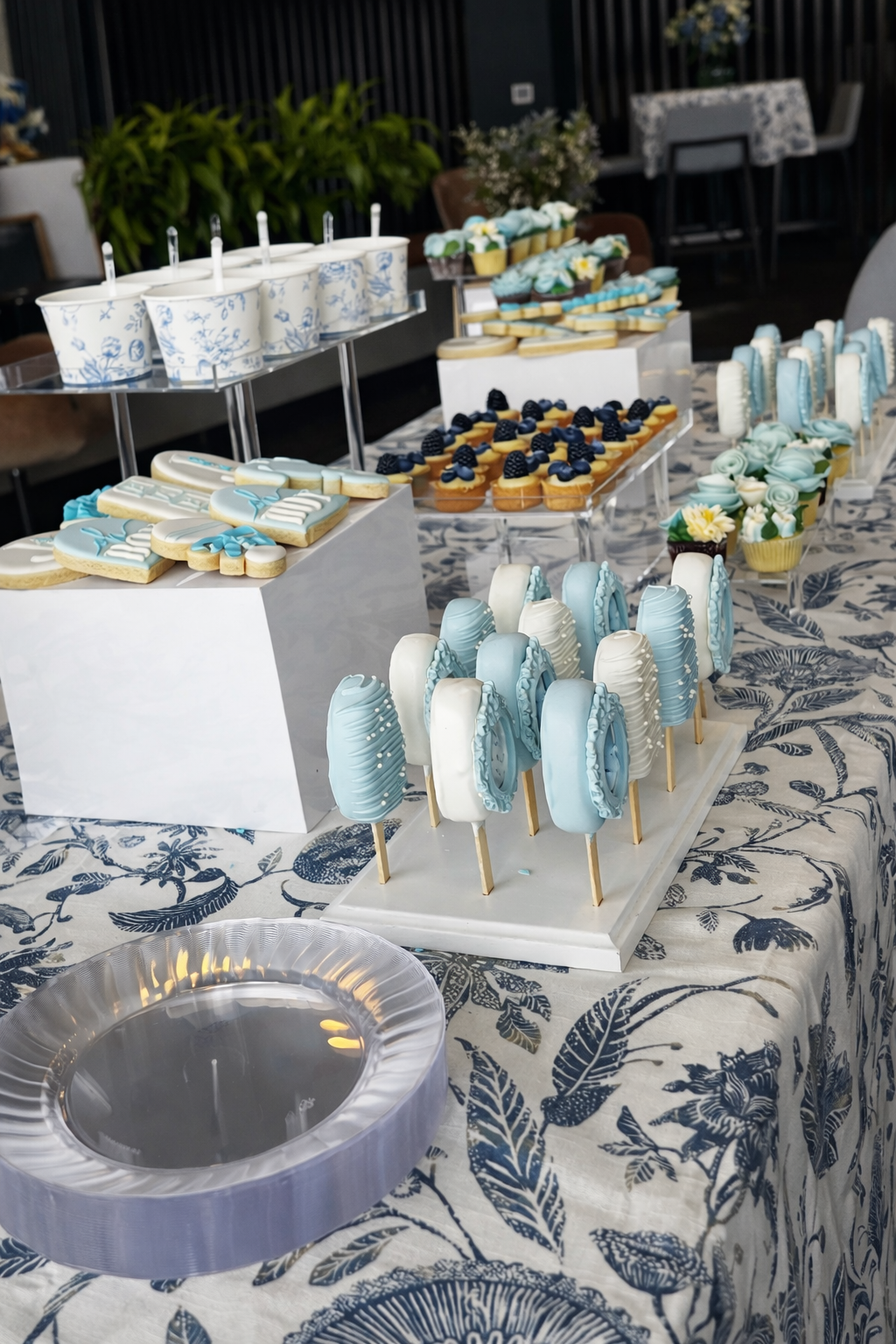 Cookies Cakes Pastries Patterned Tablecloth